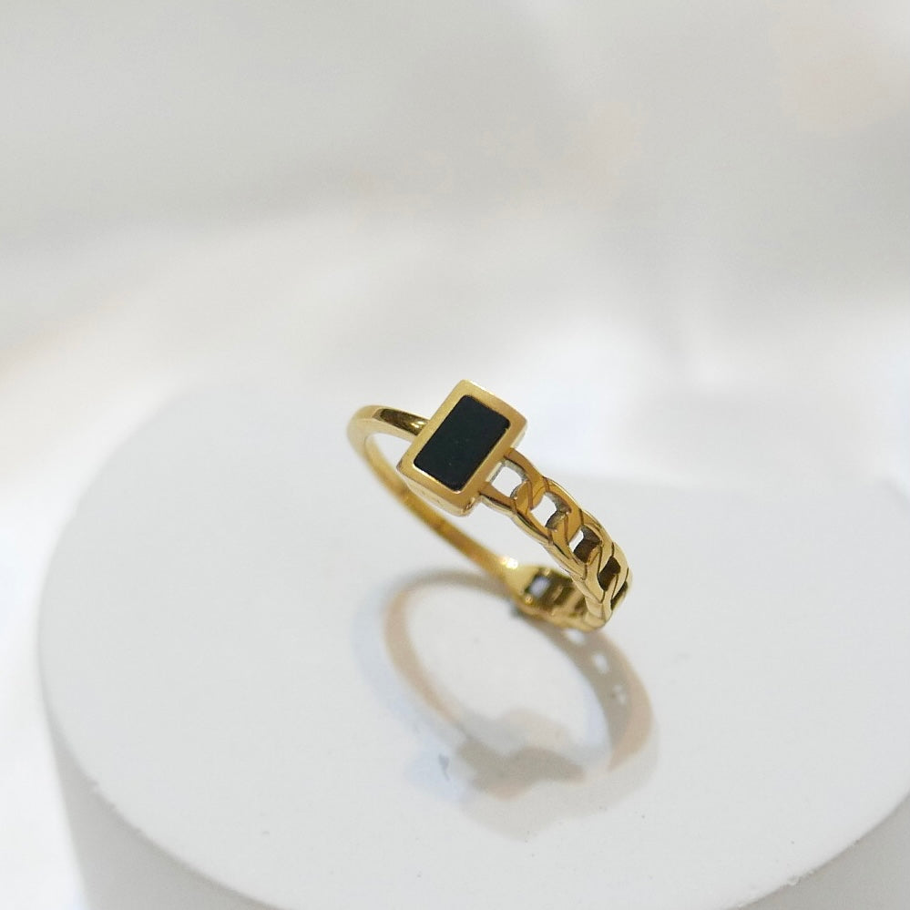 Ozie Vintage Black Agate Ring