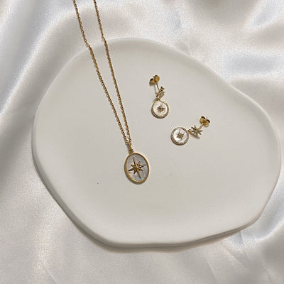 Octa Star Mother of Pearl Necklace