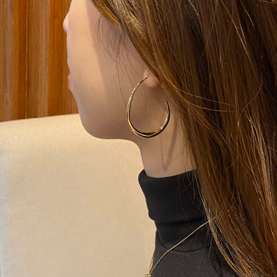 Lela Sleek Oval Hoop Earrings